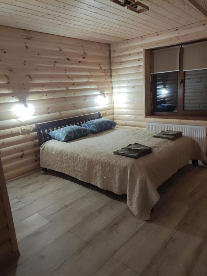 У Мирослави Pilipets Extérieur photo