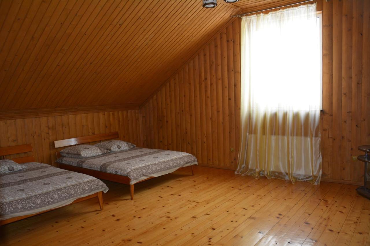 У Мирослави Pilipets Extérieur photo