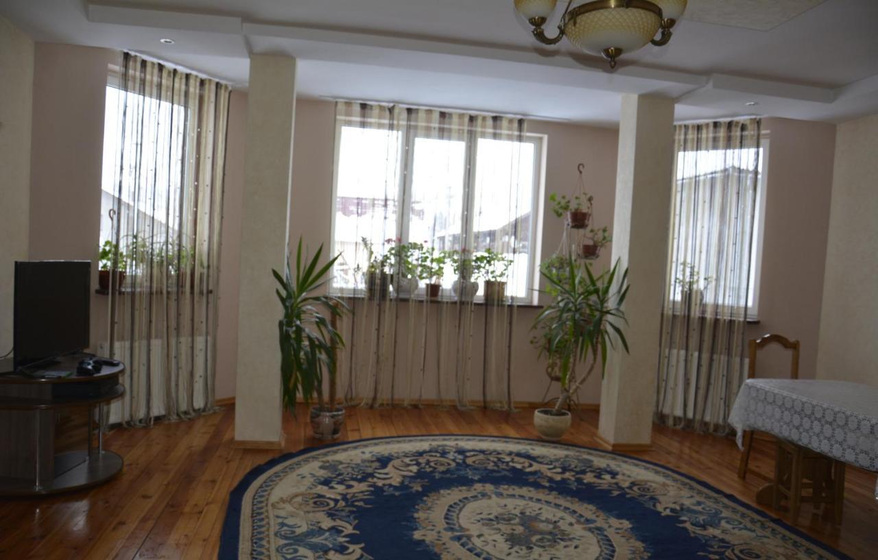 У Мирослави Pilipets Extérieur photo