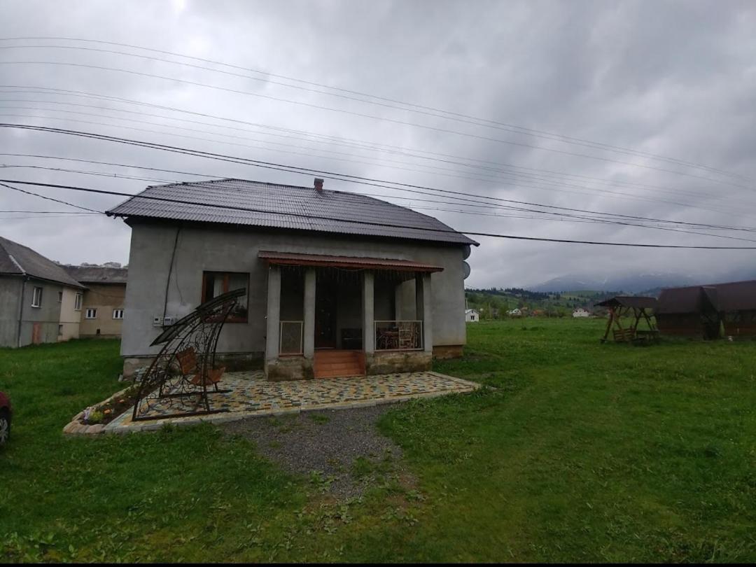 У Мирослави Pilipets Extérieur photo